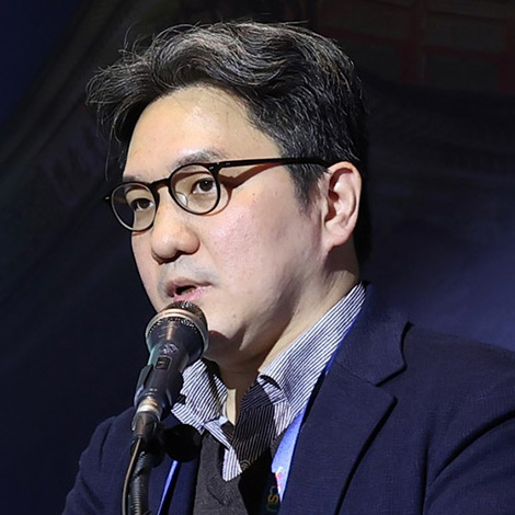Keun Young Park