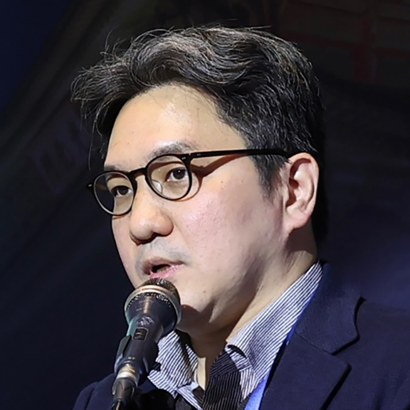Keun Young Park