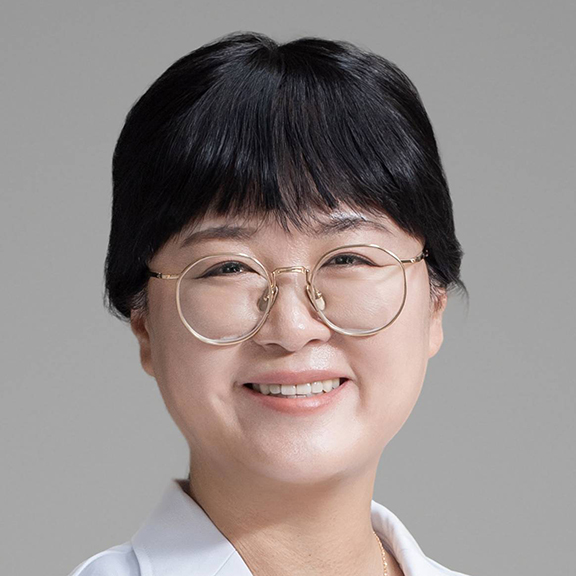 Sook Young Sim